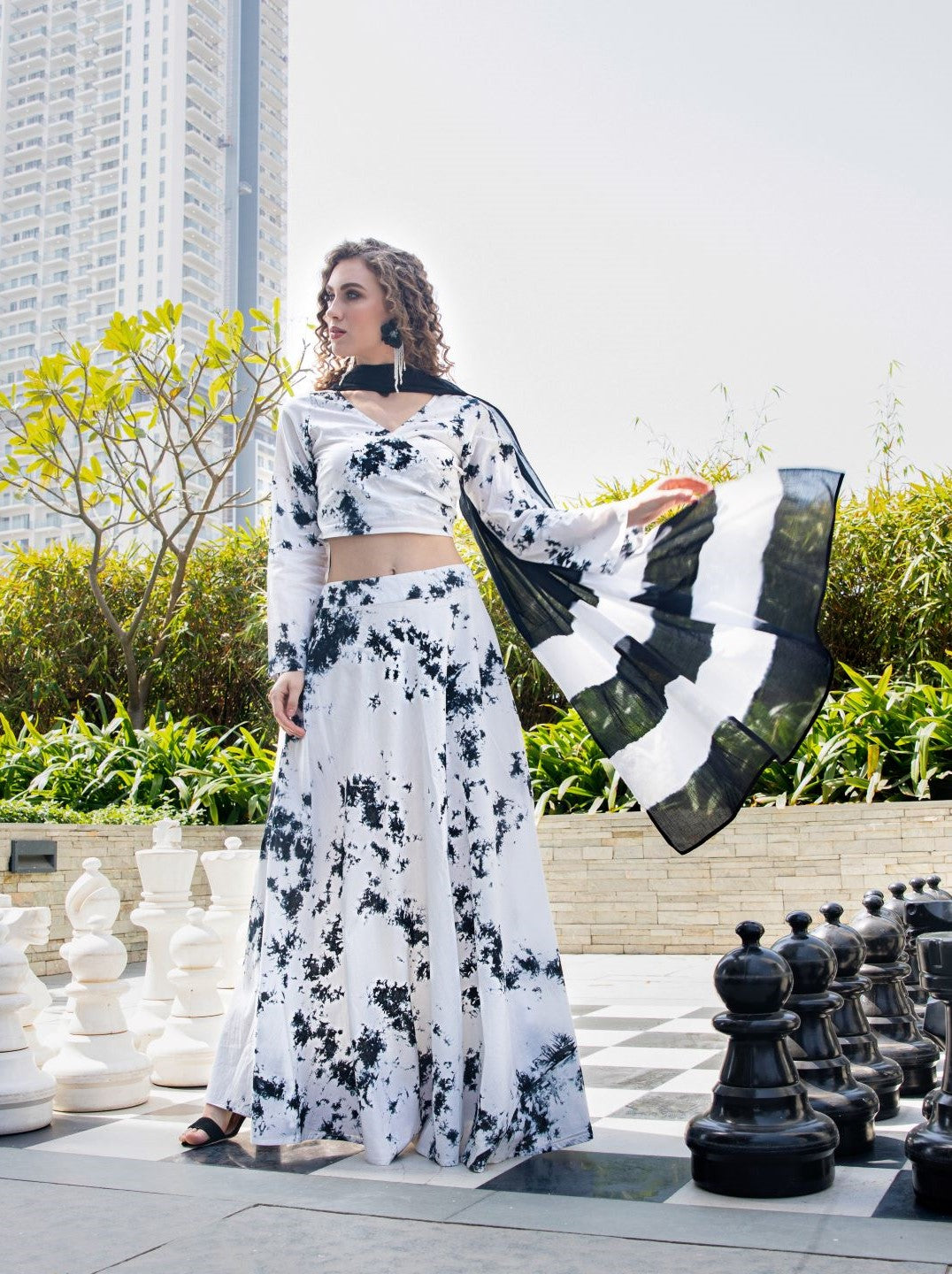 White Tie & Dye Lehenga Choli Set With Dupatta