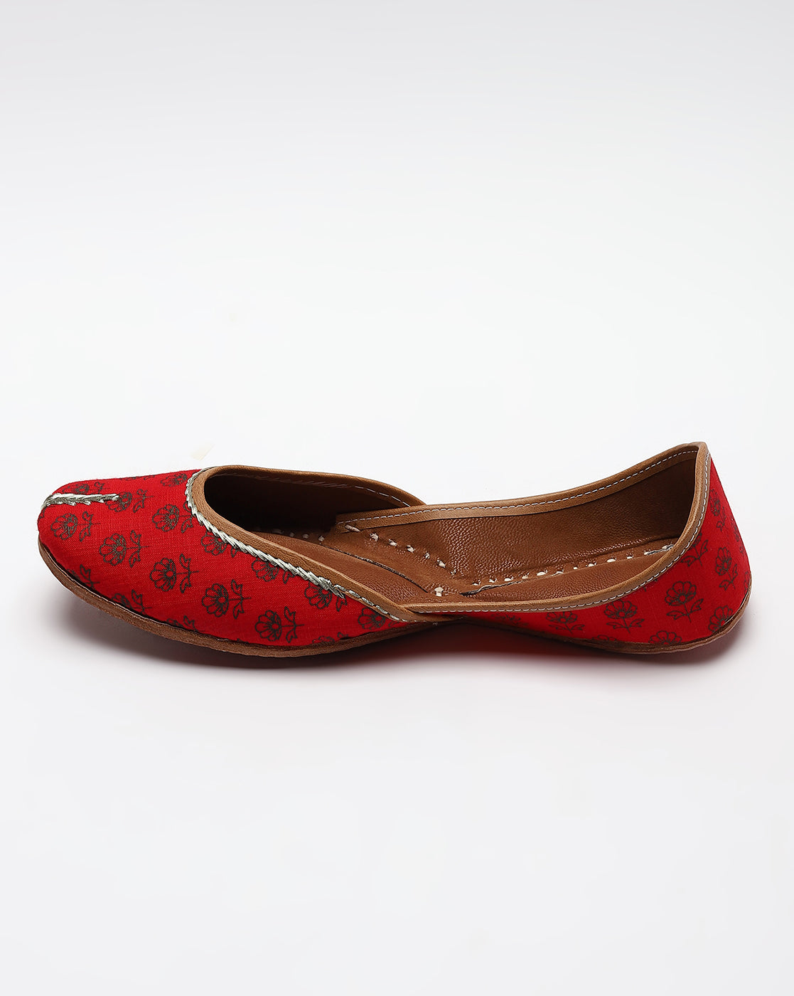 Red Printed Handcrafted Mojaris